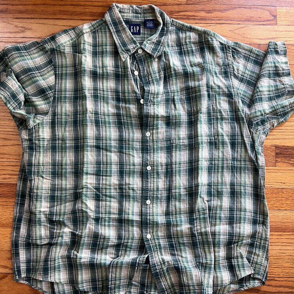 Vintage 90s gap short sleeve button up size L